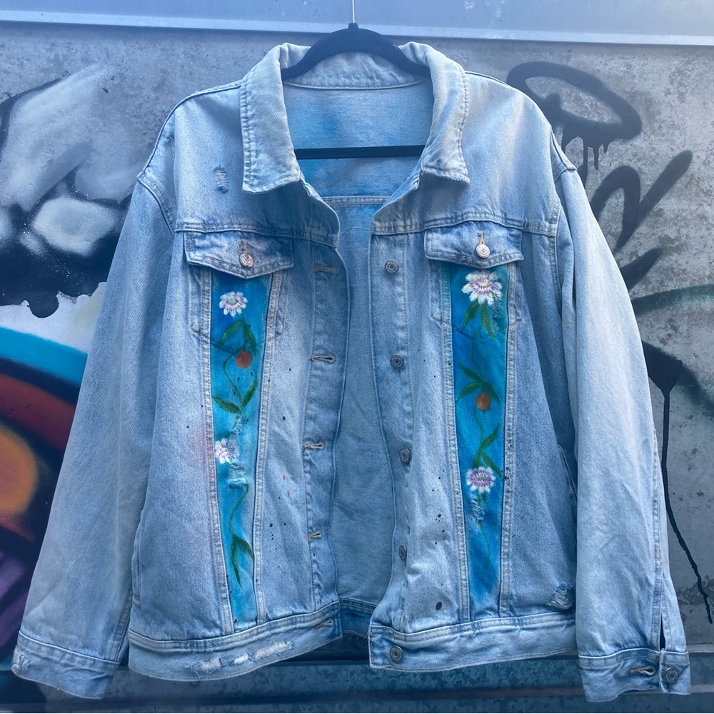 Hand Painted Frida Kahlo Jacket - Picture 15 of 16